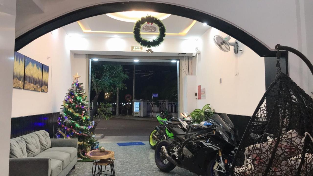 Lalaland Hostel Quy Nhon Exterior photo